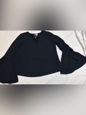 Carmen Marc Valvo Black Bell Sleeve Tie Neck Bls Sz M Keyhole Flowy Whimsygoth